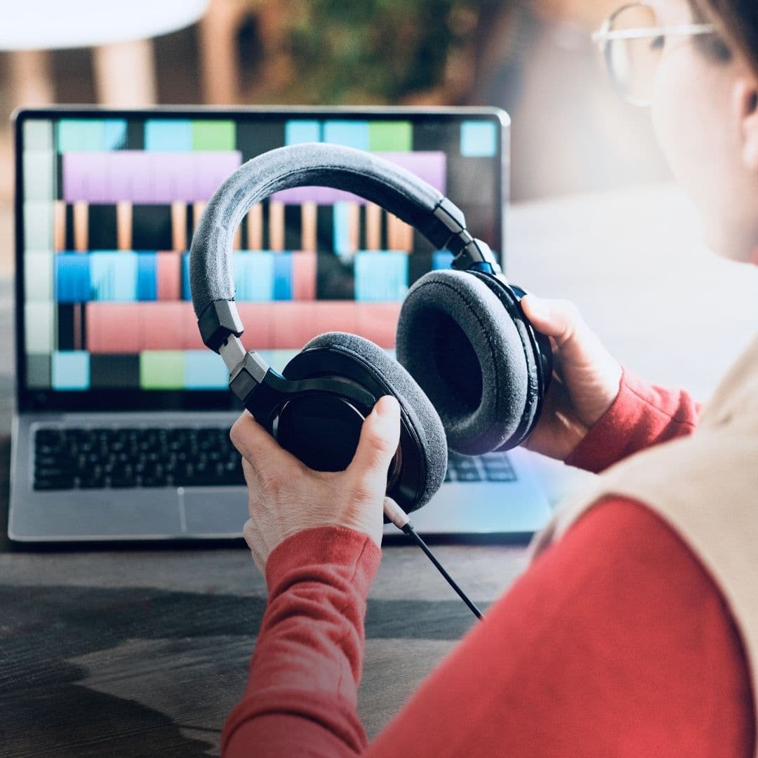Mês do DJ e do diagramador: Máquinas ideais para esses profissionais