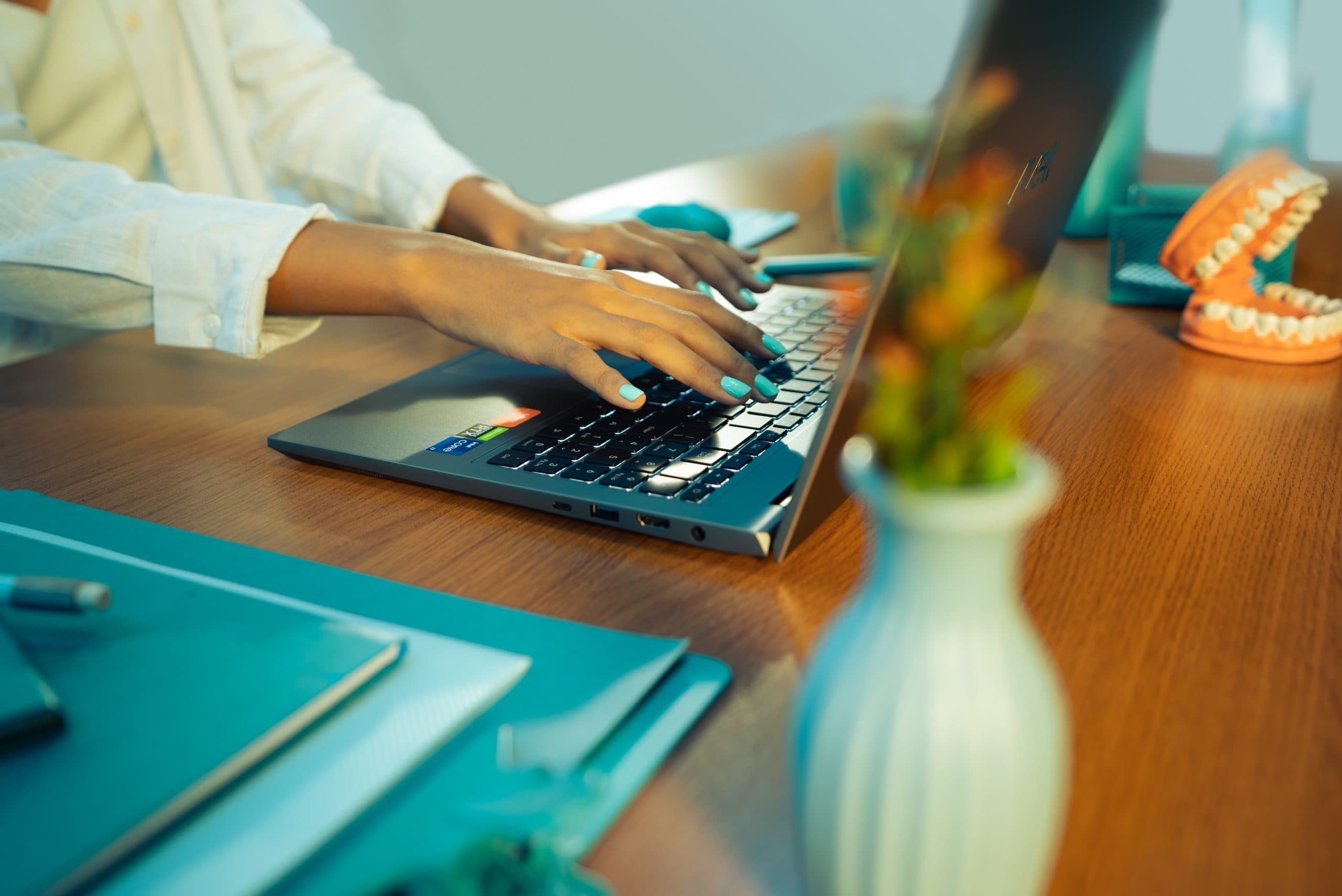 Notebooks Avell linha ION: potência e estilo para o seu dia a dia