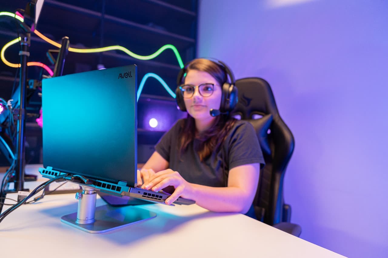 Mad Mimic e Avell na BGS 2024