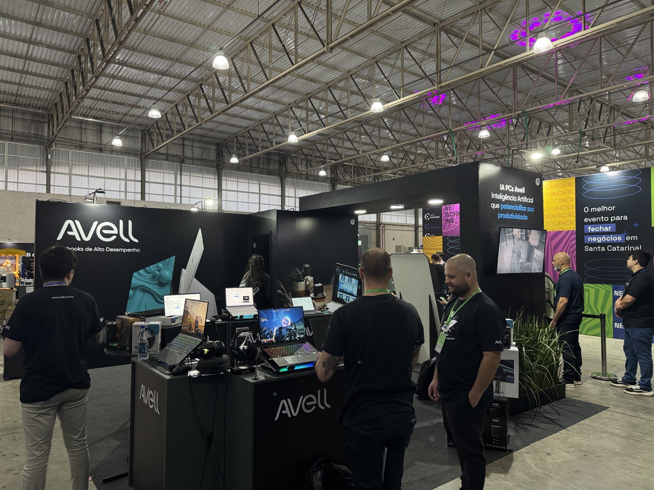 Expoinovação 2025: Avell inspira com inovação em Joinville